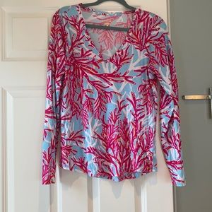 EUC coral pattern Lilly Pulitzer v neck